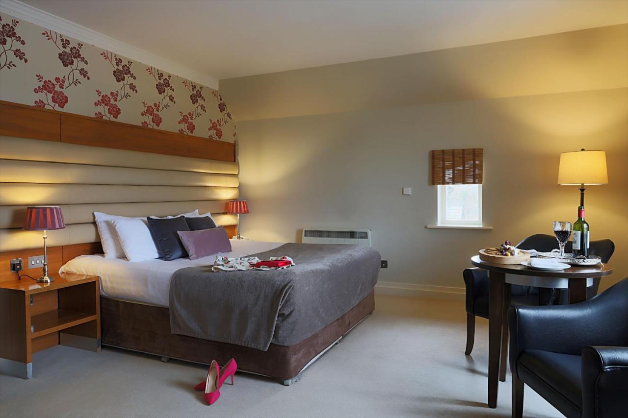 Westport Country Lodge Hotel Buitenkant foto