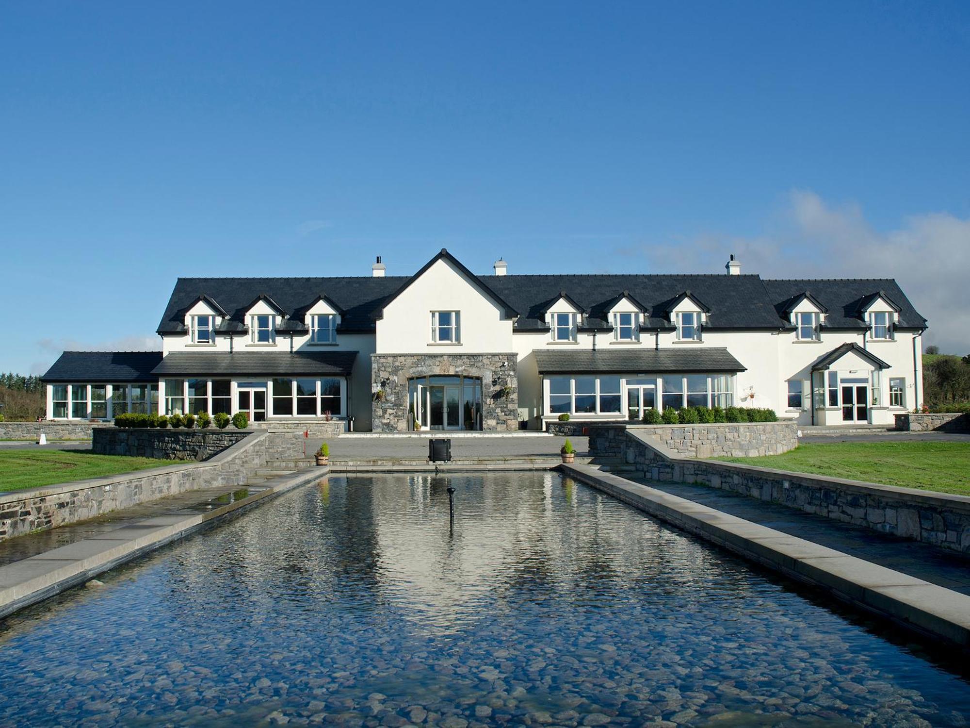 Westport Country Lodge Hotel Buitenkant foto