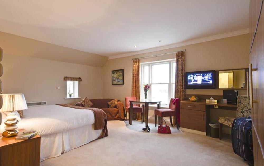 Westport Country Lodge Hotel Buitenkant foto