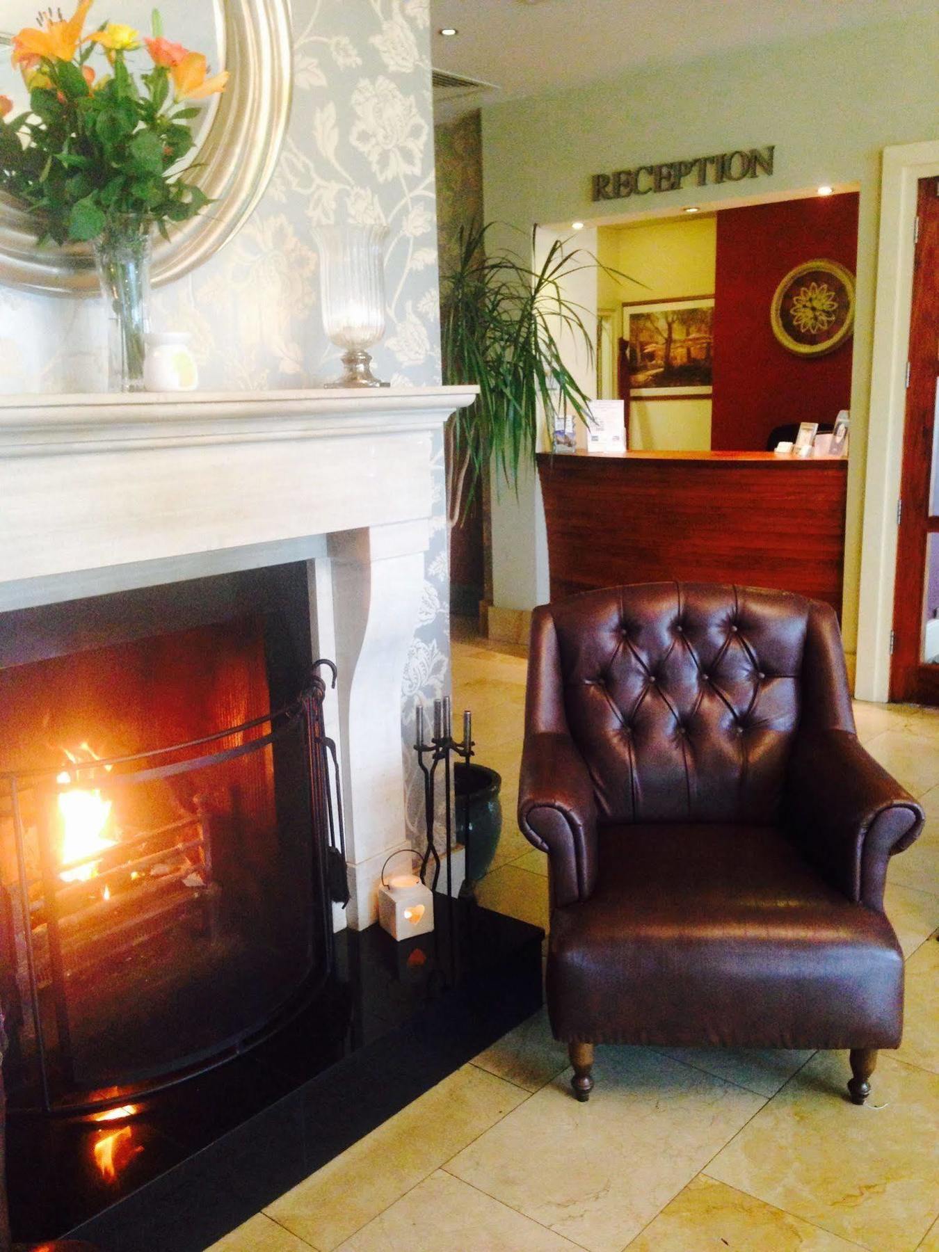 Westport Country Lodge Hotel Buitenkant foto